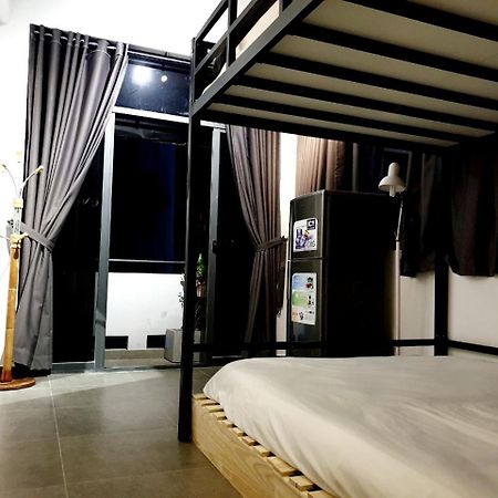 הו צ'י מין סיטי Zvillage Ncc - Modern Townhouse In District 1 מראה חיצוני תמונה