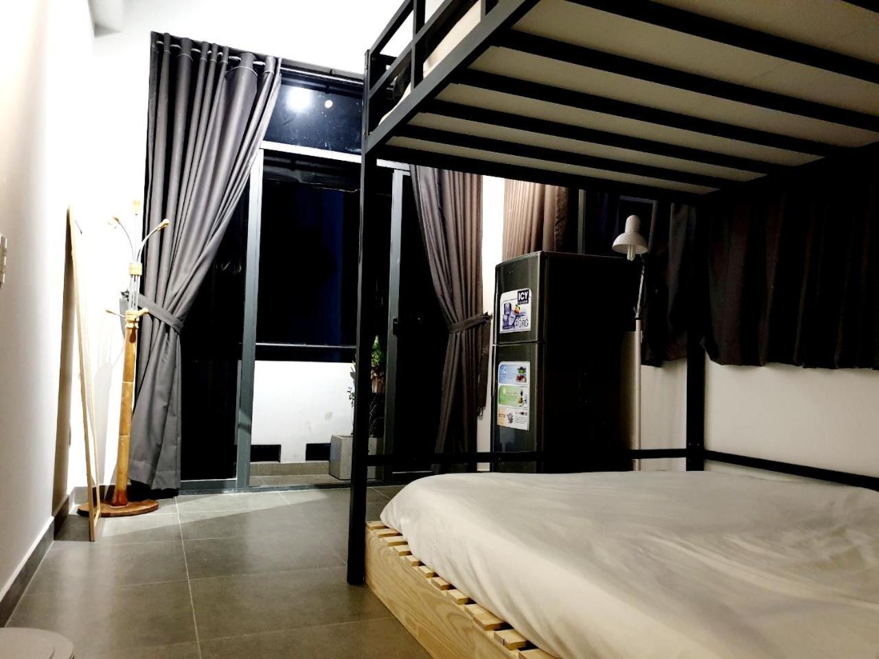 הו צ'י מין סיטי Zvillage Ncc - Modern Townhouse In District 1 מראה חיצוני תמונה