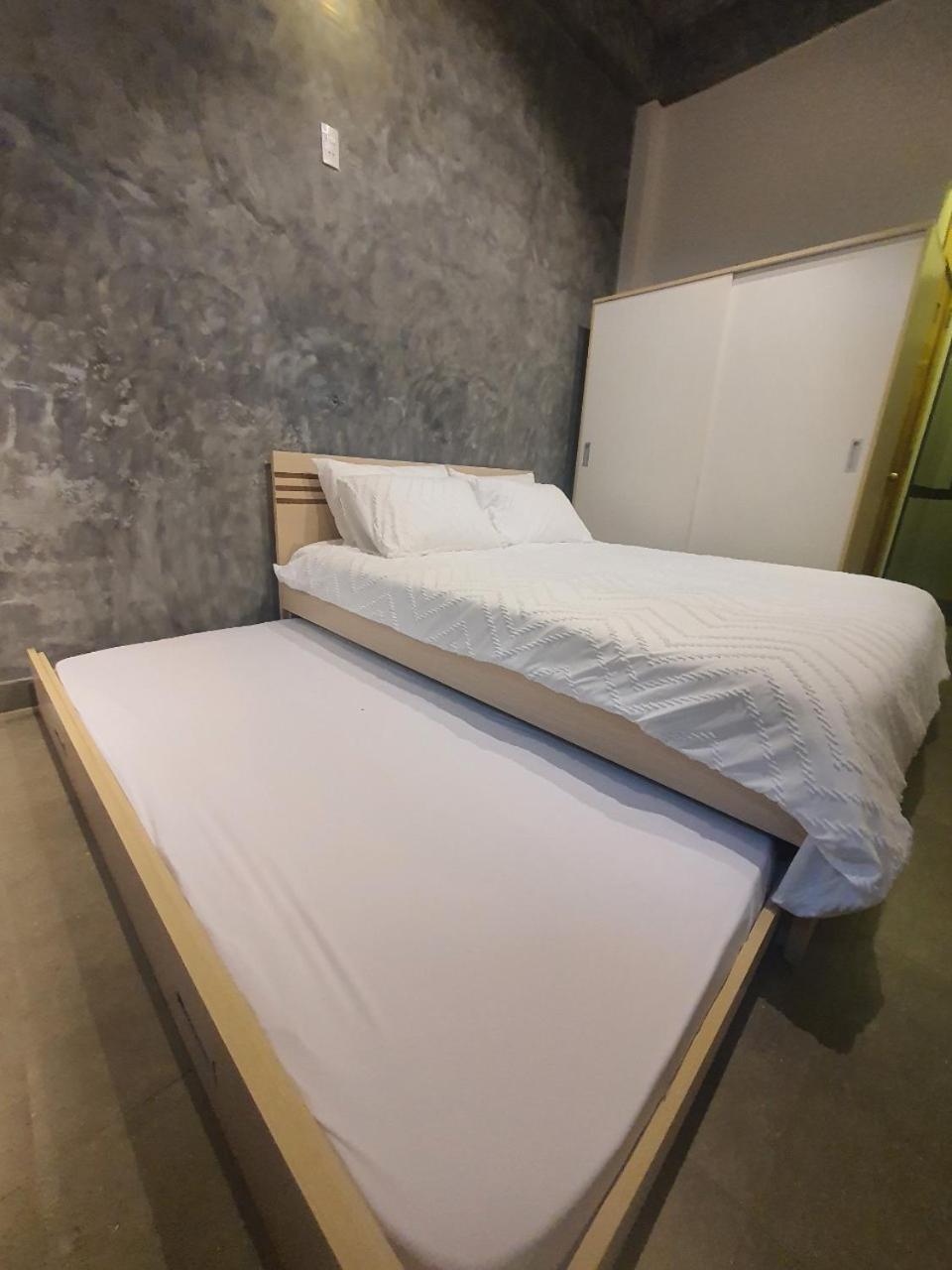 הו צ'י מין סיטי Zvillage Ncc - Modern Townhouse In District 1 מראה חיצוני תמונה